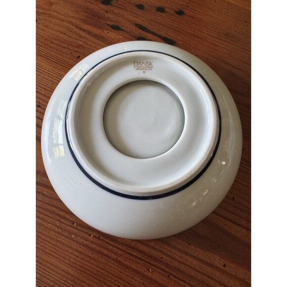 Dansk International Designs Blue & White Porcelain Votive Pillar Candle Holder - Picture 4 of 7